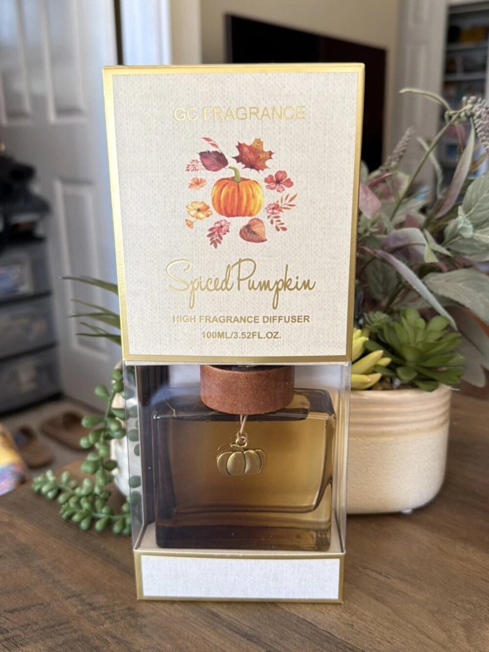 GC Fragrance High Fragrance Diffuser - Spiced Pumpkin - Decorative Glass Bottle
